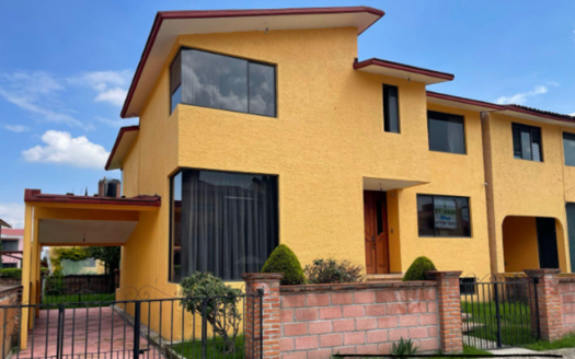 Casa en venta Quintas San Jerónimo Chicahualco, 027-CV-ME-QSJ